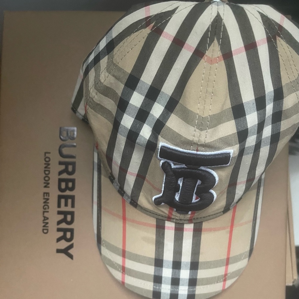Burberry Cap